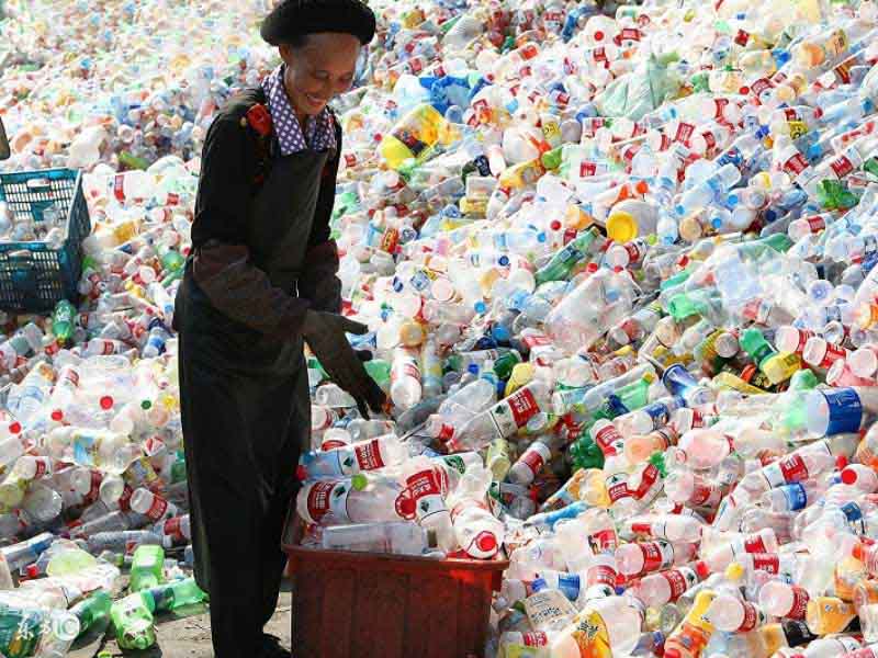 Penyisihan botol PET dan garisan pembersihan